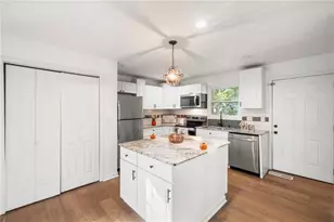 1208 Redford Dr SE, Atlanta, GA 30315 - Photo 2