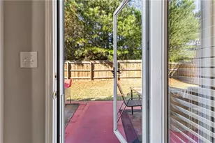 210 Kestrel Cir, Covington, GA 30014 - Photo 36