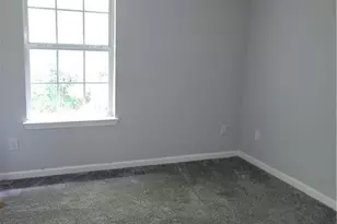 7620 Creekside Ln, Riverdale, GA 30296 - Photo 10