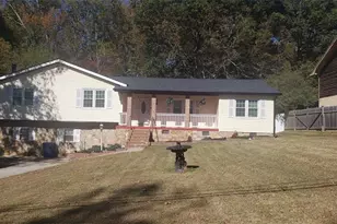975 Ridgedale Dr, Lawrenceville, GA 30043 - Photo 1