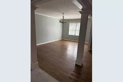 975 Ridgedale Drive, Lawrenceville, GA 30043 - Photo 8