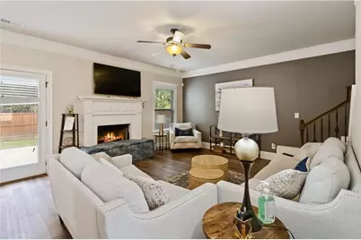 200 Birchwood Drive, Loganville, GA 30052 - Photo 8