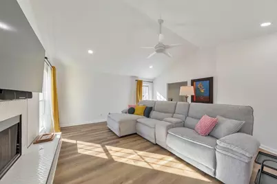 1095 Ashlin Drive, Woodstock, GA 30188 - Photo 6