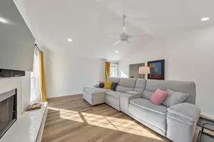 1095 Ashlin Dr, Woodstock, GA 30188 - Photo 6