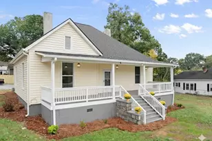 102 Barber St, Commerce, GA 30529 - Photo 2