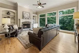 325 Taylor Glen Dr, Alpharetta, GA 30004 - Photo 16