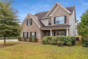 400 Autumn Bluff Dr, Lawrenceville, GA 30044 - Photo 2