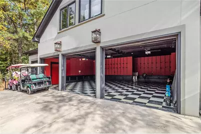 1050 Bedford Gardens Drive, Johns Creek, GA 30022 - Photo 46