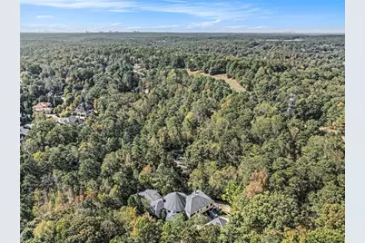 1050 Bedford Gardens Drive, Johns Creek, GA 30022 - Photo 58