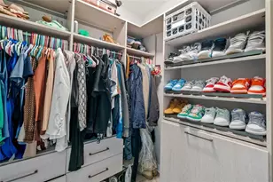 250 Pharr Rd NE, Atlanta, GA 30305 - Photo 22