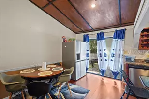 884 Forest Path, Stone Mountain, GA 30088 - Photo 8