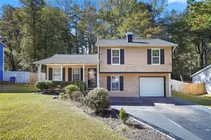 884 Forest Path, Stone Mountain, GA 30088 - Photo 2
