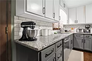 8980 Par Dr, Douglasville, GA 30134 - Photo 4