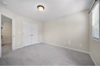 2126 Knoll Place NE, Atlanta, GA 30329 - Photo 18
