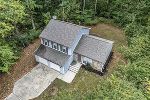 5268 Fox Path, Stone Mountain, GA 30088 - Photo 2