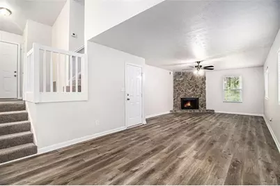 5268 Fox Path, Stone Mountain, GA 30088 - Photo 10