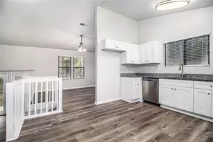 5268 Fox Path, Stone Mountain, GA 30088 - Photo 4