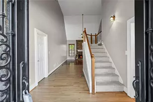 4825 Winding Rose Dr, Suwanee, GA 30024 - Photo 8