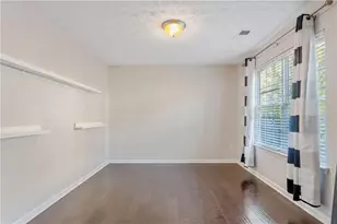 9122 S Sterling Lakes Dr, Covington, GA 30014 - Photo 4