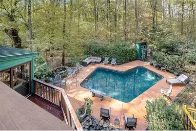 5397 Valley Mist Court, Peachtree Corners, GA 30092 - Photo 10
