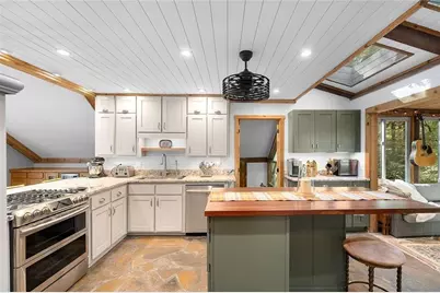 5397 Valley Mist Court, Peachtree Corners, GA 30092 - Photo 2