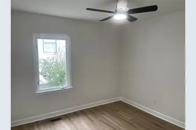 229 Victory Drive SE, Marietta, GA 30060 - Photo 10