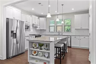 5627 Maple Bluff Wy, Hoschton, GA 30548 - Photo 6