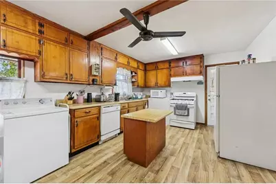 2566 Pine Street, Snellville, GA 30078 - Photo 10