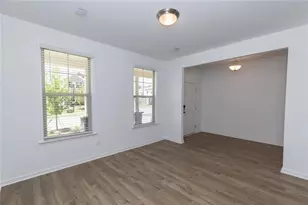 1876 Derrick Dr, Grayson, GA 30017 - Photo 2