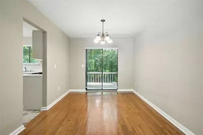 3045 Wildflower Lane, Snellville, GA 30039 - Photo 10