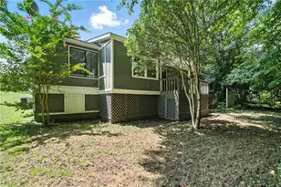 3045 Wildflower Ln, Snellville, GA 30039 - Photo 30