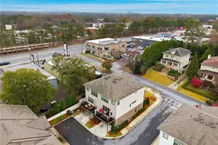 1307 Markham Rd, Atlanta, GA 30319 - Photo 40