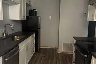 2401 Huntingdon Chase, Atlanta, GA 30350 - Photo 2