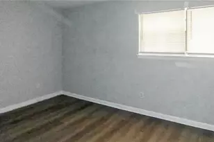 9409 Forest Knoll Dr, Jonesboro, GA 30238 - Photo 10