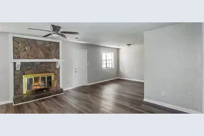 9409 Forest Knoll Drive, Jonesboro, GA 30238 - Photo 4