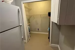 2725 Milton Bryan Dr, Loganville, GA 30052 - Photo 4