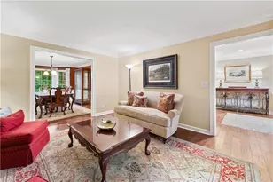 8870 Glen Ferry Dr, Johns Creek, GA 30022 - Photo 6