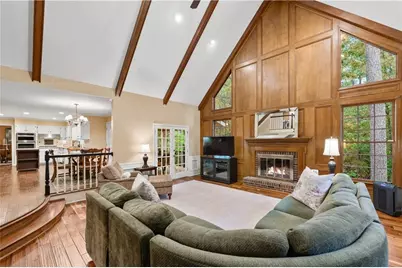 8870 Glen Ferry Drive, Johns Creek, GA 30022 - Photo 18