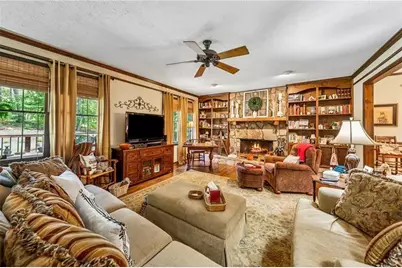 315 Rhine Road SE, White, GA 30184 - Photo 6