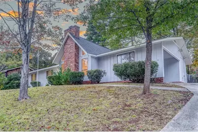 10 Thornwood Drive SW, Rome, GA 30165 - Photo 2