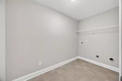 220 Calebee Avenue, Senoia, GA 30276 - Photo 36