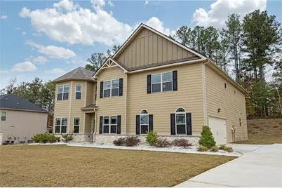 220 Calebee Avenue, Senoia, GA 30276 - Photo 2