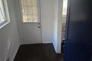 3226 Cloverhurst Dr, East Point, GA 30344 - Photo 2