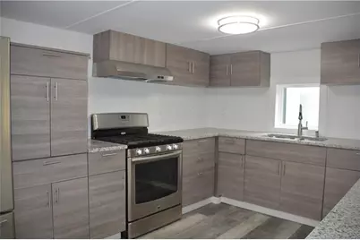 3227 Hilltop Circle, Gainesville, GA 30506 - Photo 4