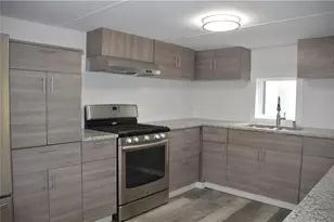 3227 Hilltop Cir, Gainesville, GA 30506 - Photo 4