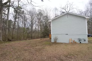 3227 Hilltop Cir, Gainesville, GA 30506 - Photo 16