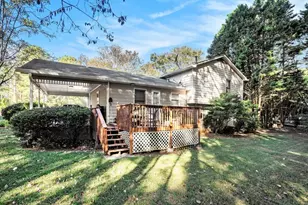 1460 Marthas Ct, Lawrenceville, GA 30045 - Photo 8