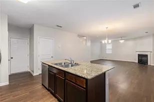 404 Lake Ridge Ln, Fairburn, GA 30213 - Photo 12