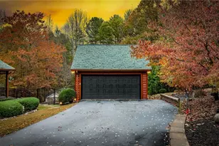 240 Twin Lakes Rd, Blue Ridge, GA 30513 - Photo 4