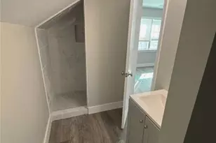 555 Paines Ave NW, Atlanta, GA 30318 - Photo 4